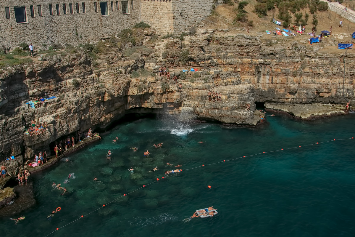 www.cekergezer.com Çekergezer Hakan Aydın Polignano a Mare, Italy - Puglia - italya