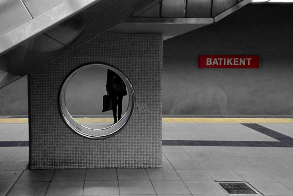 Ankara Batıkent Metrosu Ankara Fotoğrafları Ankara Sokaklarından Resimler Gezgin Fotoğrafçı Çekergezer Hakan Aydın Ankara Fotoğrafları
