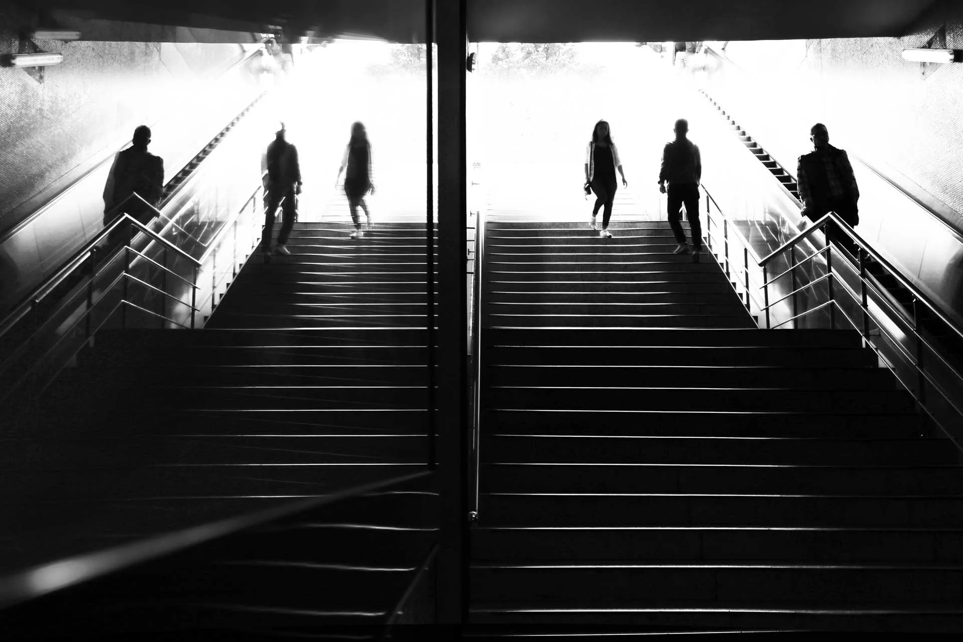 Ankara Batıkent Metrosu Ankara Fotoğrafları Ankara Sokaklarından Resimler Gezgin Fotoğrafçı Çekergezer Hakan Aydın Ankara Fotoğrafları