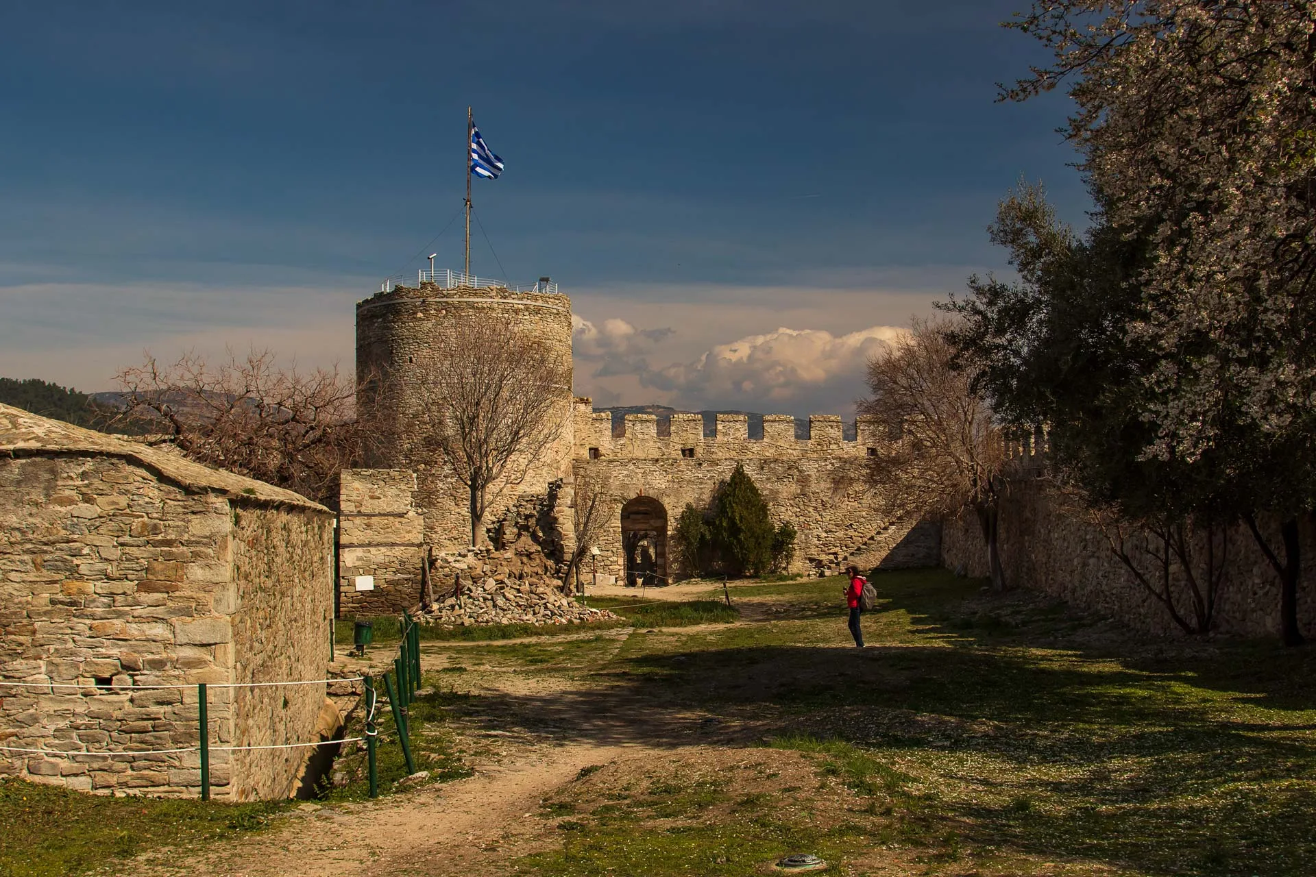 Kavala Kalesi Çekergezer Hakan Aydın Fotoğrafları Kavala Gezi Rehberi Yunanistan Gezilecek Yerler Yunanistan Turları Kavala Castle