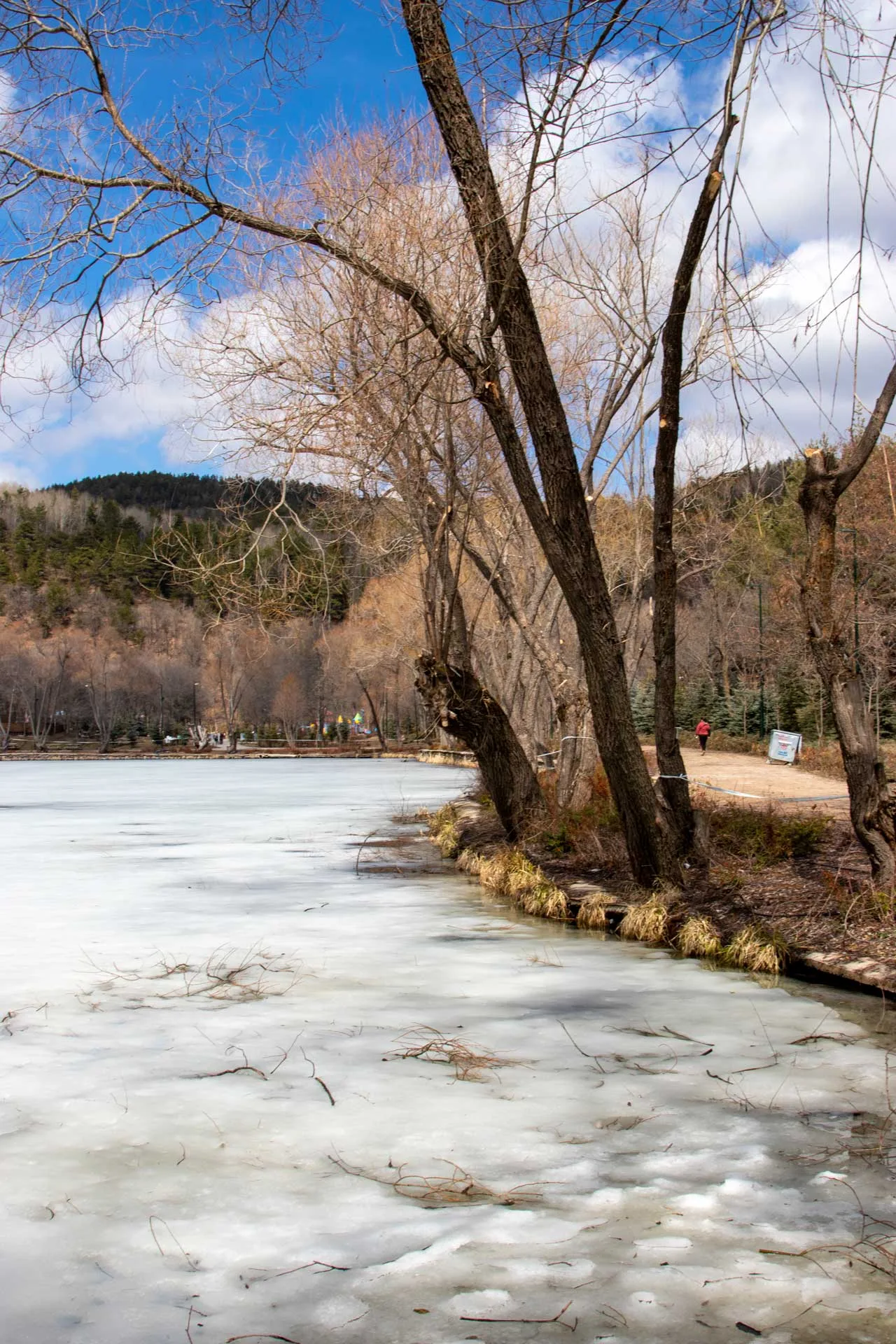 Kırmızı şart Karagöl Çubuk Ankara Çekergezer Hakan Aydın Fotoğrafları