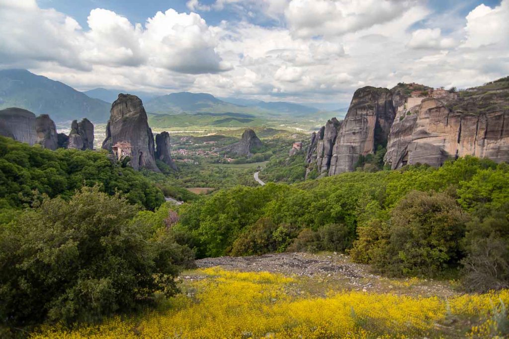 Meteora Manastırları: Arabayla Yunanistan Gezi Rehberi Çekergezer Hakan Aydın fotoğrafları